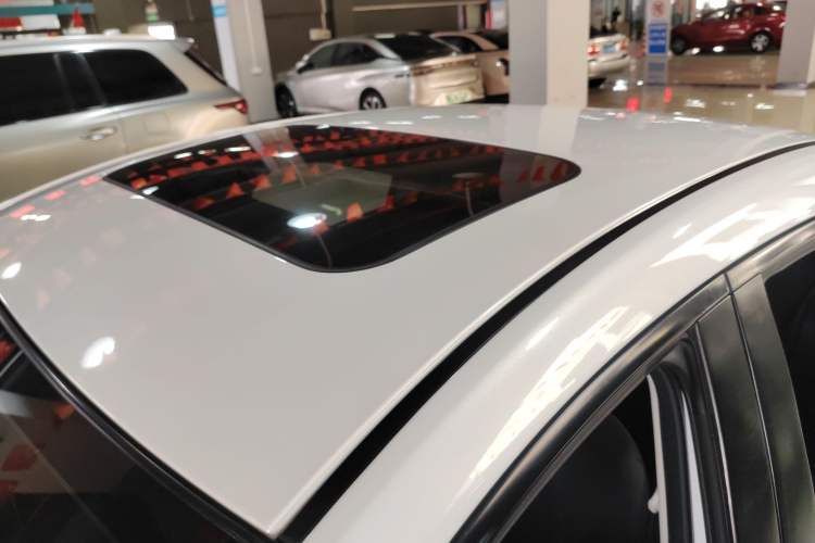 Used Mazda Mazda 3 Axela 2017 Sedan 1.5L Automatic Luxury Model China VI Standard