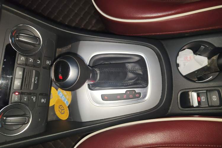 Used Audi Q3 2016 35 TFSI Fashion Model Gear Lever