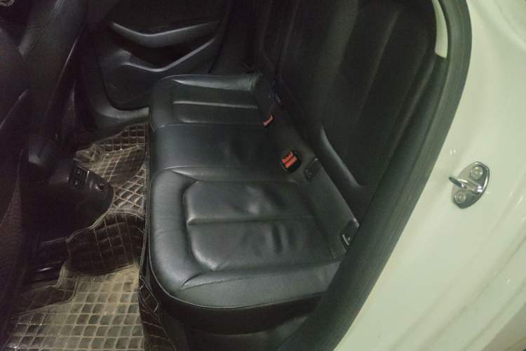 Used Audi A3 2015 Limousine 40 TFSI Automatic Comfort Model Left Rear Seat