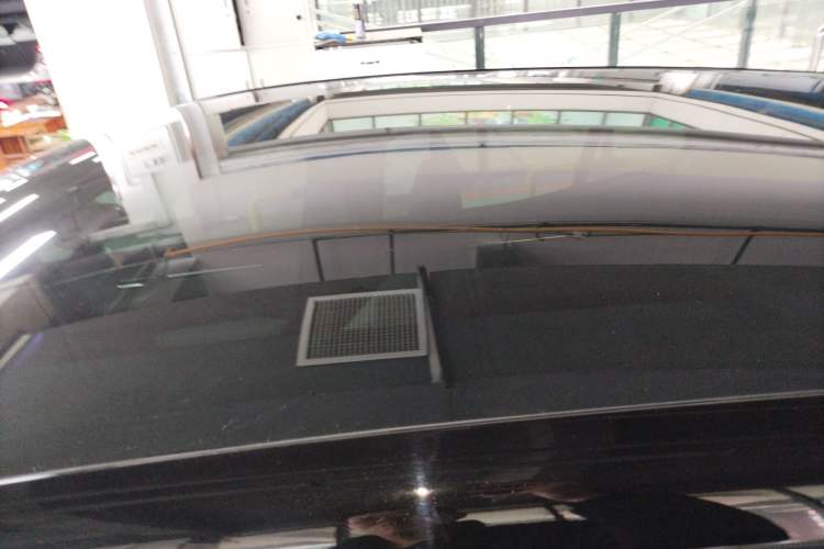 Used Volvo EX30 2025 Rear-Drive Long-Range Plus Model