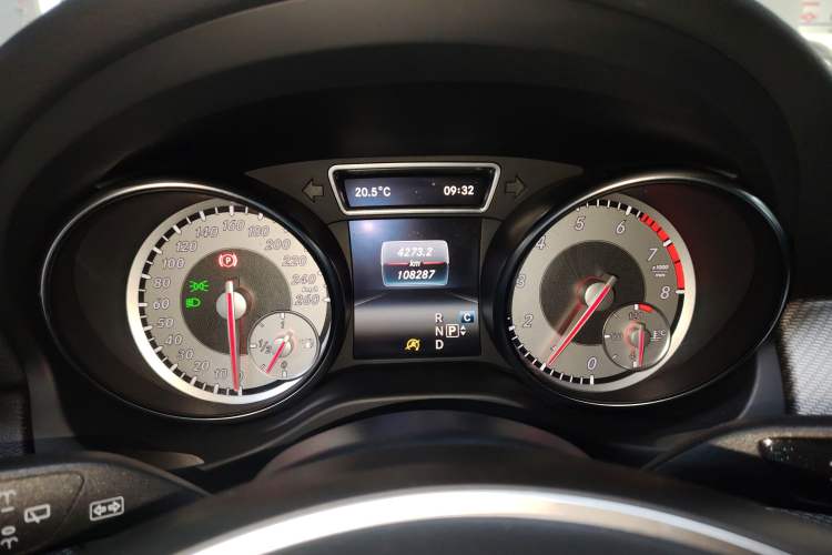 Used Mercedes-Benz GLA 2017 GLA 220 4MATIC Fashion Model