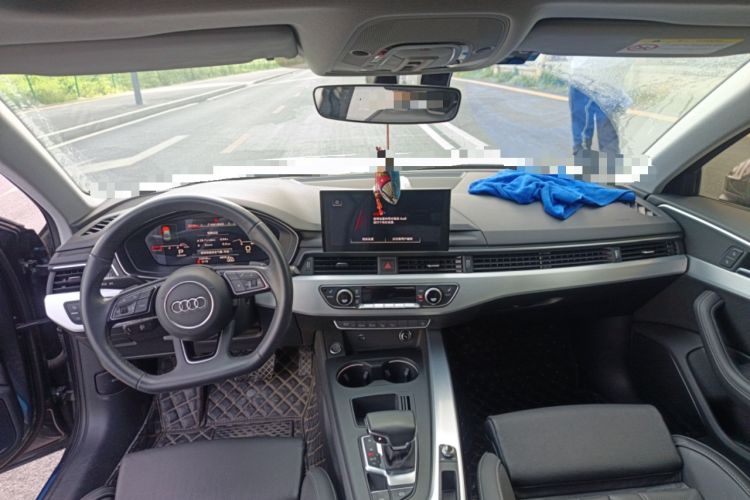 Used Audi A4L 2022 40 TFSI Luxury Dynamic Model
