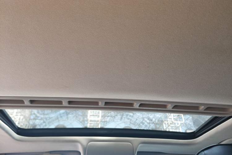 Used Volkswagen Polo 2012 1.6L Cross Polo Automatic Transmission
