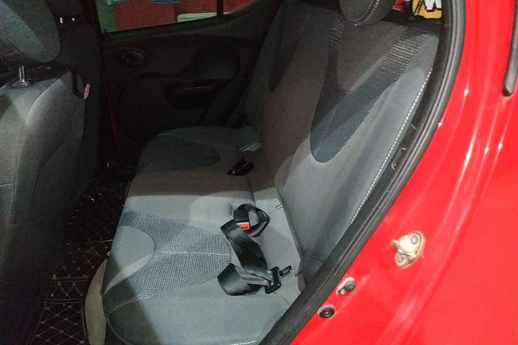 Used Chery QQ 2013 1.0L Manual Happy Edition
