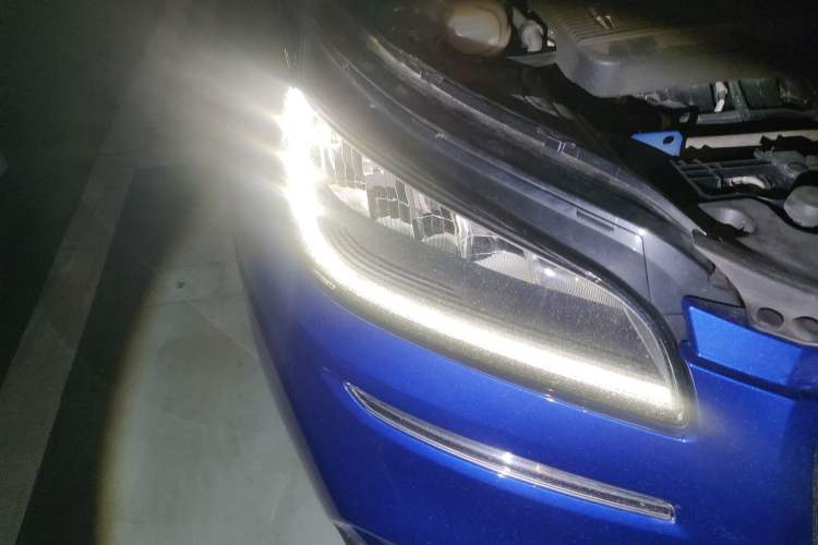 Used Lincoln Corsair 2021 2.0T Two-Wheel-Drive Luxury Edition
