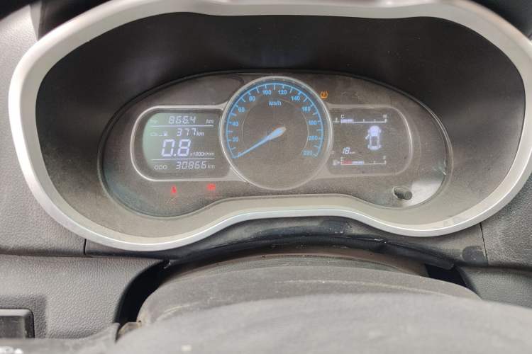 Used SWM X2 2021 1.5L Manual Business Version 7 Seats