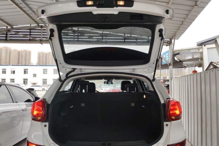 Used Qoros 5 2018 Revised Version 1.6T Automatic Leading Edition