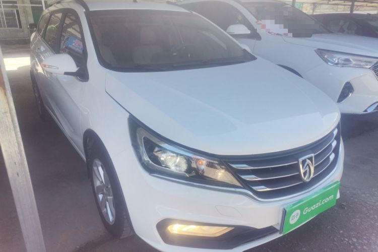 Used Baojun 310W 2017 1.5L Manual Fashion Model China V Front Right 45 Deg