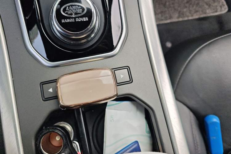 Used Land Rover Range Evoque 2018 240 PS SE Smart Brilliance Edition