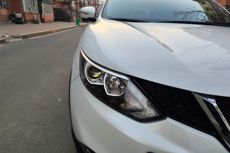 Used Nissan Qashqai 2016 2.0L CVT Luxury Edition
