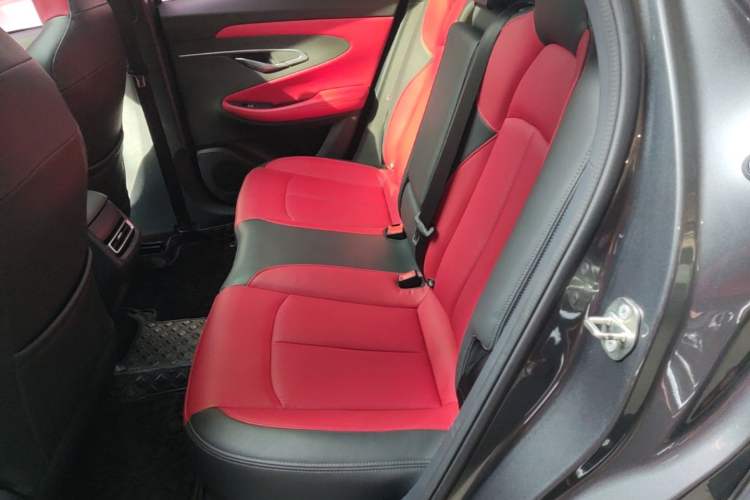 Used CHANGAN UNI-T 2020 1.5T Prestige Version