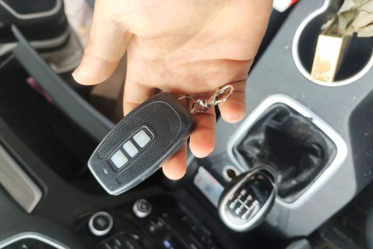 Used Geely Auto Vision X6 2016 1.8L Manual Luxury Model