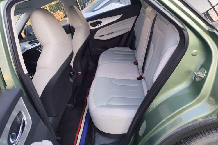 Used Venucia V DD-i 2023 110 km iE Version
