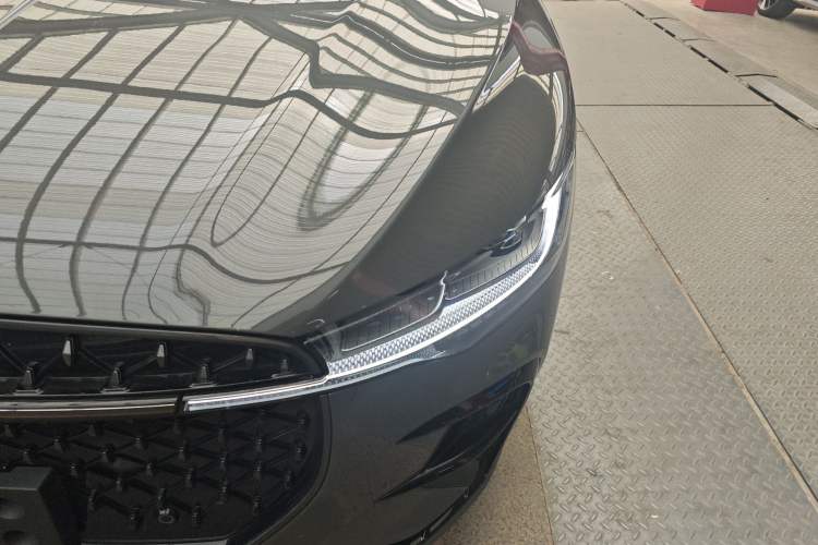 Used Lincoln Z 2022 iCool Prestige Edition Left Front Headlight