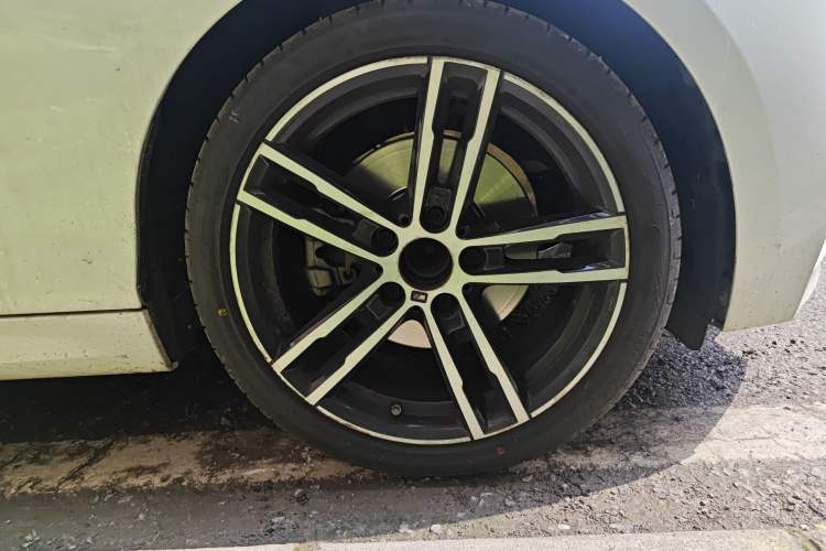 Used BMW 2 Series (Import) 2019 225i Luxury Model with M Sport Package