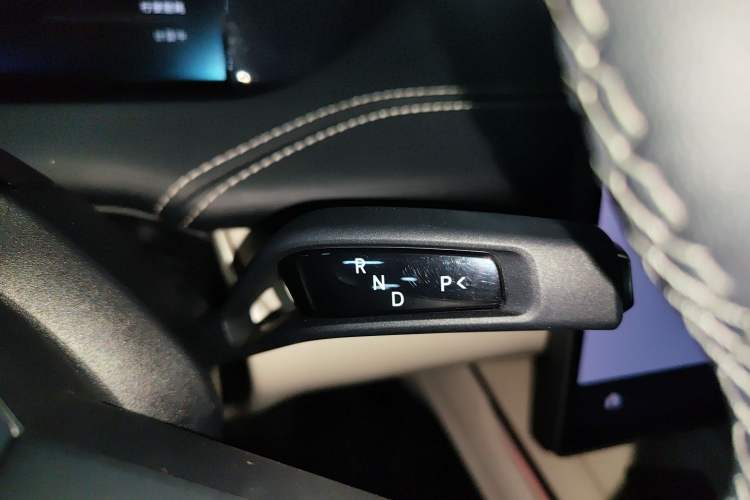 Used Xiaomi Auto SU7 2024 Rear-Drive Long-Range Intelligent Driving Version