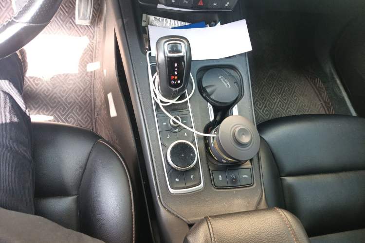 Used Cadillac XT4 2018 28T 4x4 Leading Sport Model