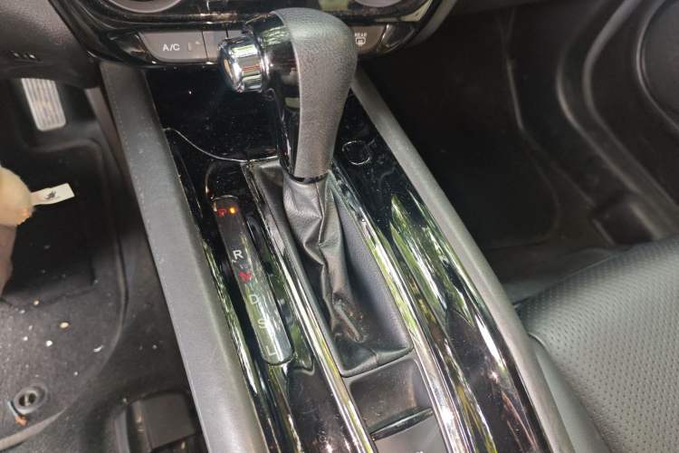 Used Honda Vezel 2017 1.5L CVT 2WD Comfort Model Gear Lever