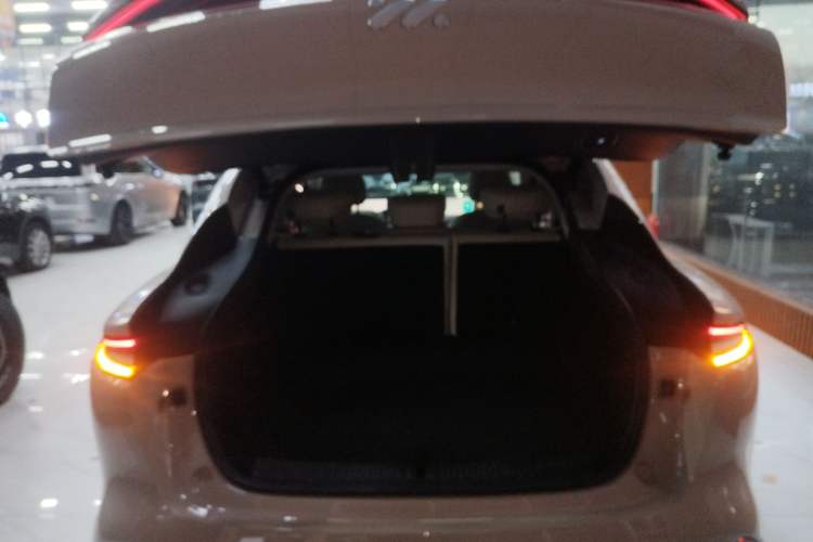 Used IM LS6 2023 Max Enhanced Performance Edition
