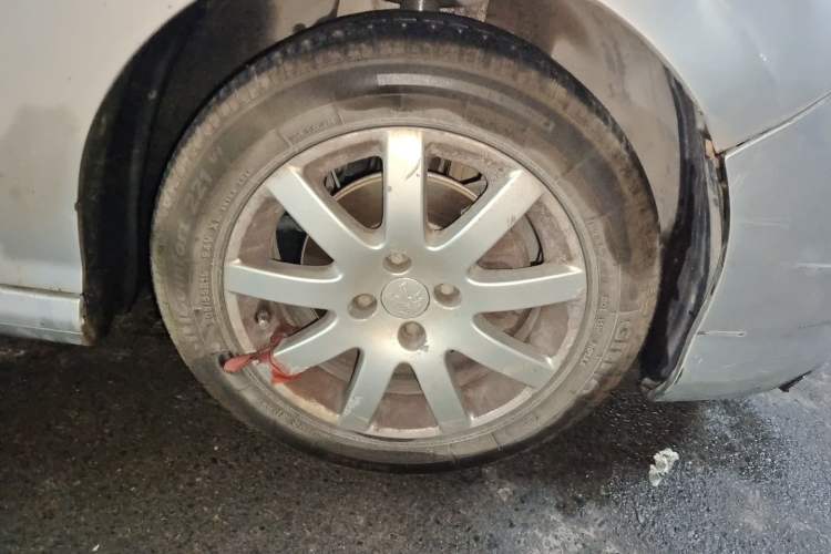 Used Peugeot 308 2013 1.6L Manual YouShang Model
