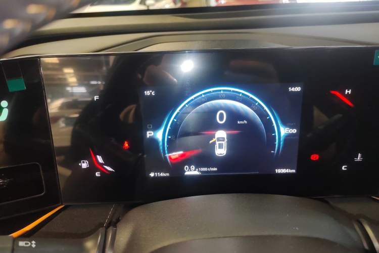 Used CHANGAN OSHAN X5 PLUS 2023 Revised 1.5T DCT Pioneer Edition
