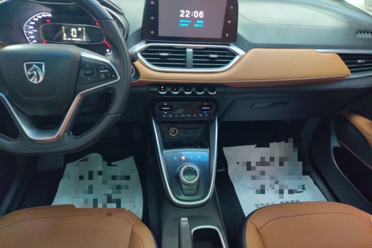 Used Baojun 510 2017 1.5L Automatic Luxury Model Audio And AC Panel