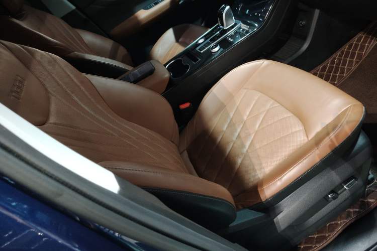 Used Chery Tiggo 8 PLUS 2022 290TGDI DCT Luxury Edition
