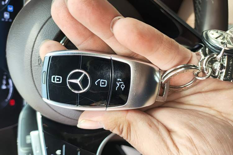 Used Mercedes-Benz E-Class 2021 Restyled E 300 L Luxury Edition
