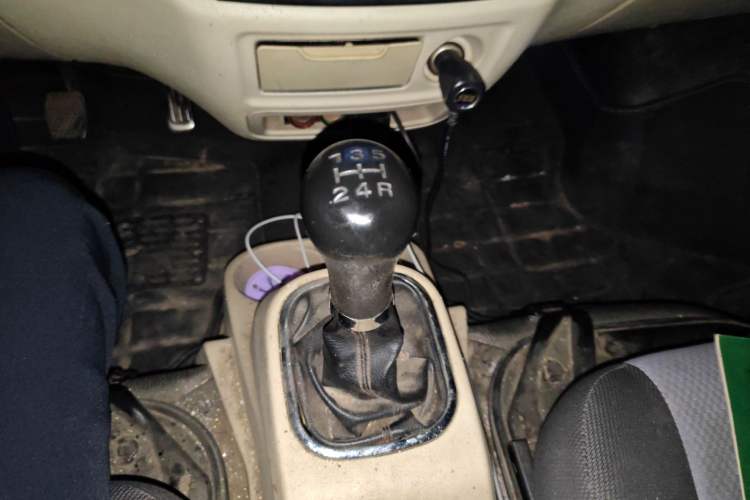 Used CHANGAN KAICHENG Ruixing M80 2014 1.5L CNG Standard Model 4G15S
