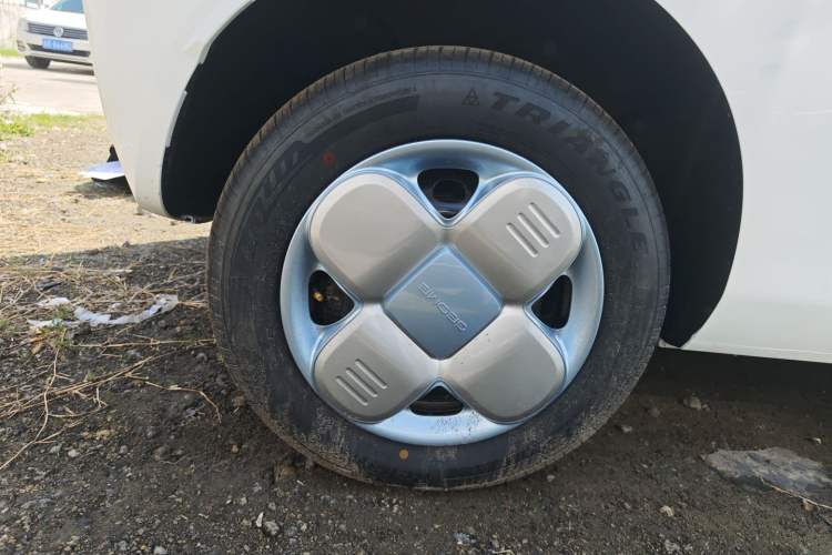 Used Geely Galaxy Panda 2024 Panda Mini 200km Endurance Bear Right Rear Wheel Hub