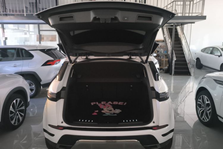 Used Land Rover Range Rover Evoque 2024 Aurora L 249 PS Prestige Light-Chasing Edition
