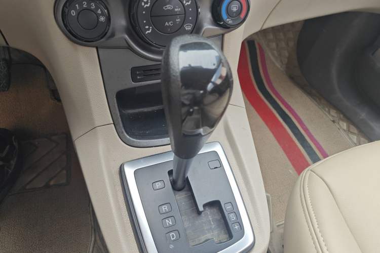 Used Ford Fiesta 2011 Sedan 1.5L Automatic Fashion Edition