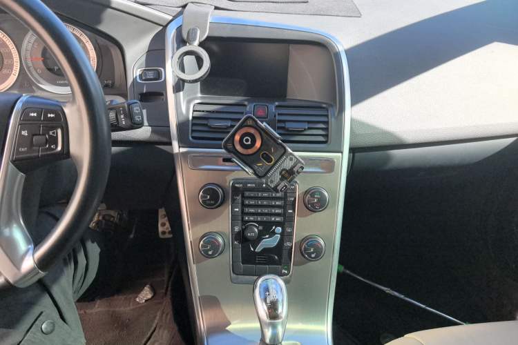 Used Volvo XC60 2013 T5 Zhiya Edition Audio And AC Panel