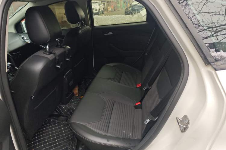 Used Ford Focus 2015 Hatchback 1.6L Automatic Fashion Edition