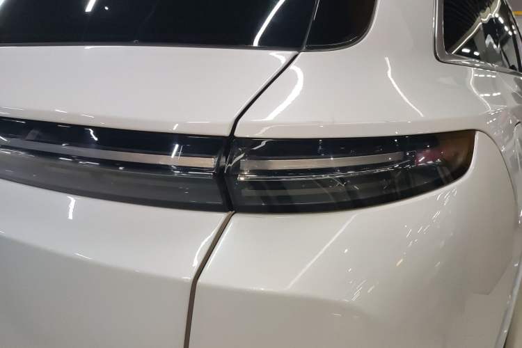 Used Li Auto L7 2023 Pro Model
