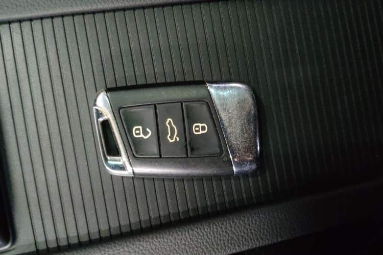 Used Volkswagen Magotan 2019 330TSI DSG Luxury Model China V Standard