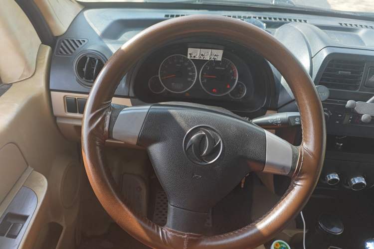 Used Dongfeng Xiaokang C37 2016 1.5L Standard II DK15-06