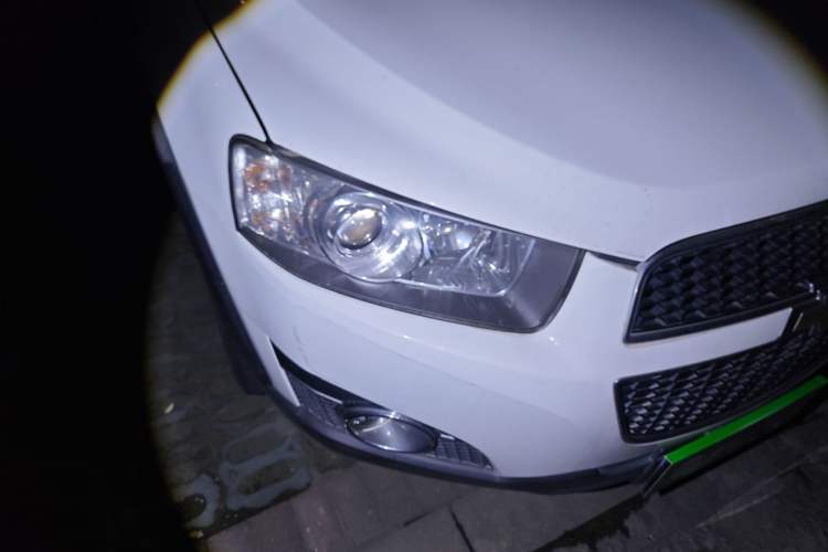 Used Chevrolet Captiva 2011 2.4 AT 7-Seater Luxury Edition
