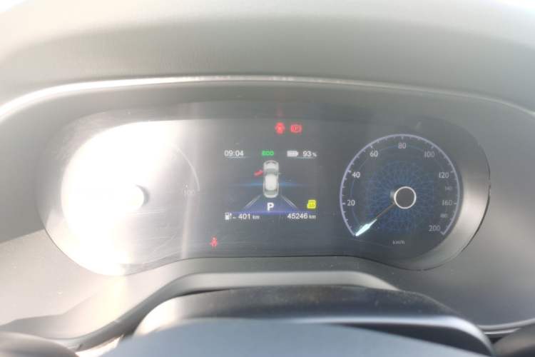 Used Hongqi E-QM5 2022 431 km Charge & Enjoy Edition Instrument Cluster