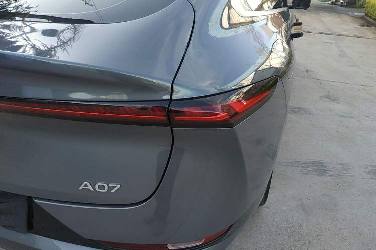 Used CHANGAN NEVO A07 2024 Pure Electric "True Fragrance" Edition 515 Prestige Model Right Rear Taillight