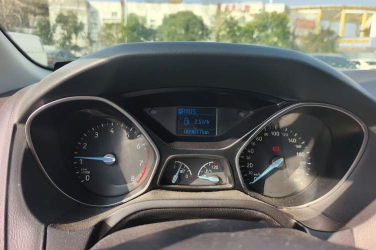 Used Ford Focus 2017 Sedan 1.6L Automatic Fashion Edition Smart Drive Version