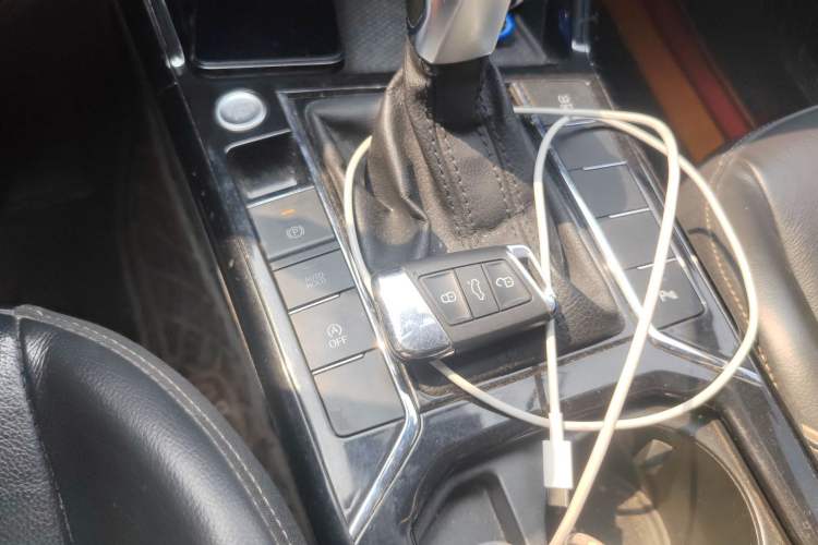 Used Volkswagen Passat 2020 330TSI Elite Edition China VI Vehicle Key