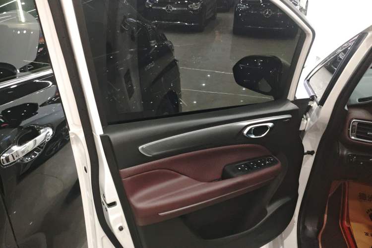 Used GAC Trumpchi M6 2023 PRO 270T DCT Luxury Edition