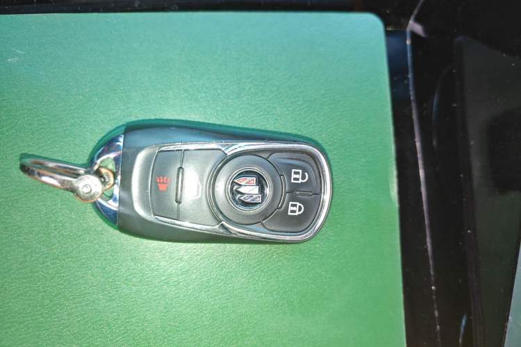 Used Buick GL8 2023 ES Lu Zun Comfort Model Vehicle Key