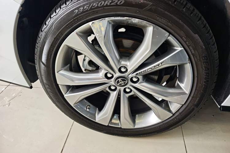 Used Toyota SIENNA 2021 2.5L Hybrid Premium Edition