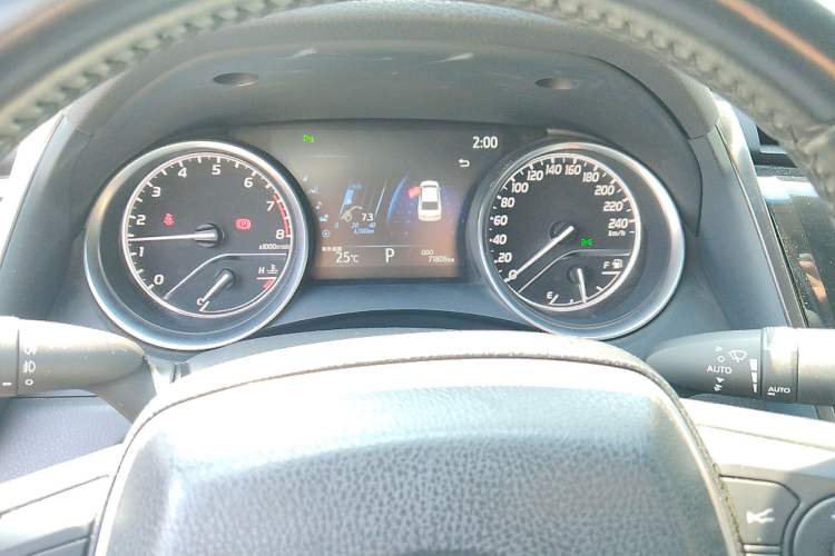 Used Toyota Camry 2019 2.0G Luxury Edition China VI Standard Instrument Cluster