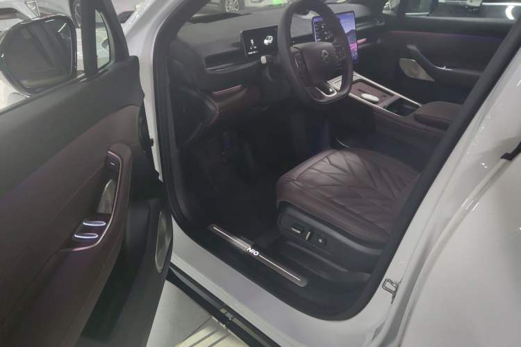 Used Nio EC6 2025 75 kWh