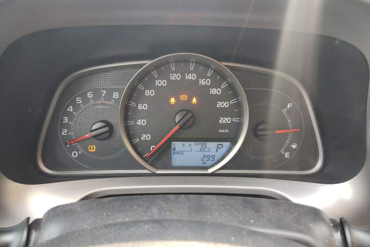 Used Toyota RAV4 2015 2.0L CVT Two-Wheel Drive Fashion Edition
