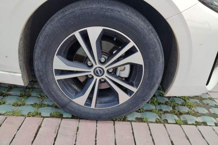 Used Nissan Sylphy 2023 1.6L CVT Enjoyment Edition Right Front Wheel Hub