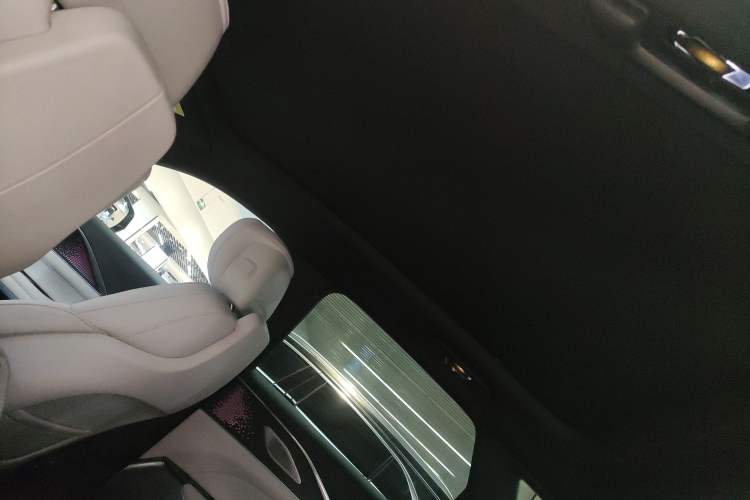 Used Cadillac LYRIQ 2022 Rear-Drive Long-Range Luxury Edition